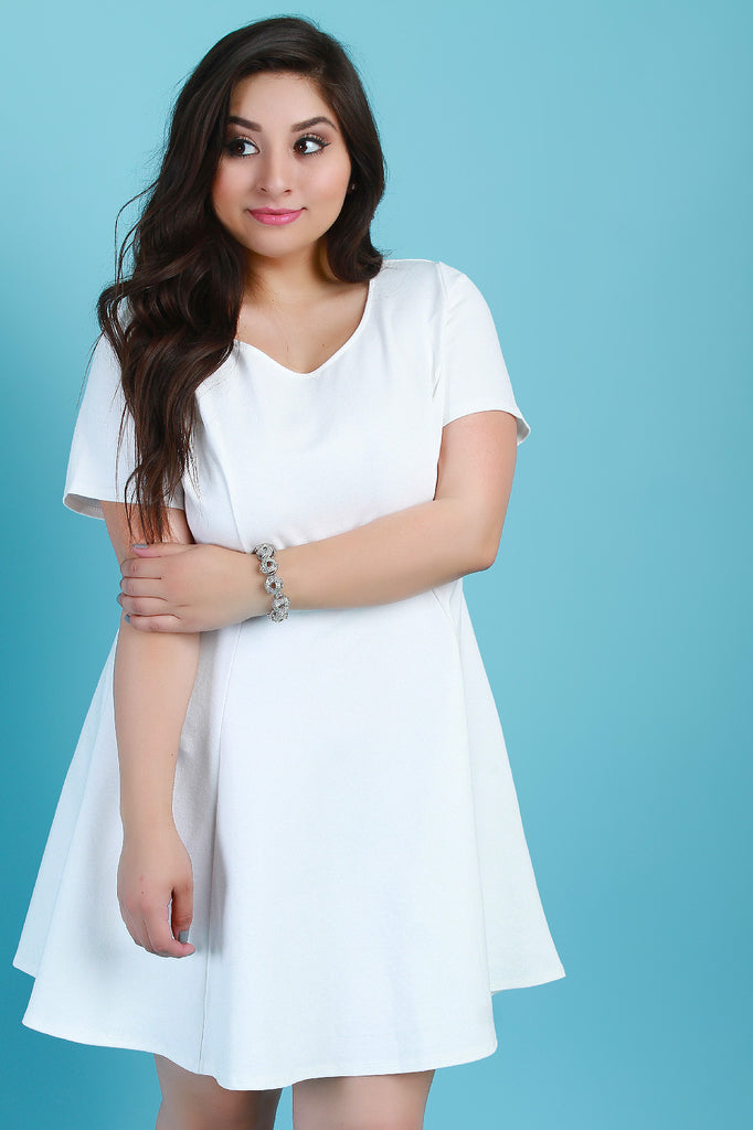 Round Neck Short Sleeves Skater Dress