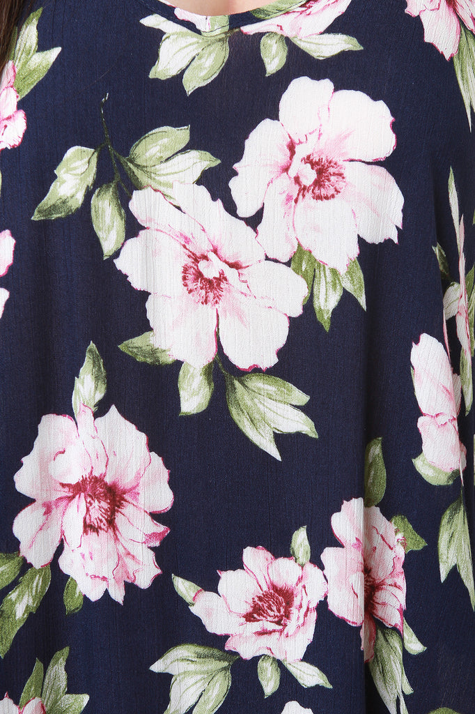 Hibiscus V-Neck Trapeze Dress