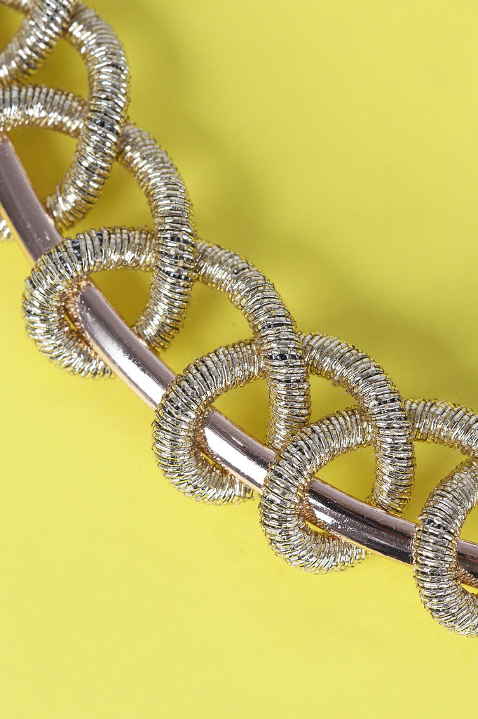 Intertwined Metallic Wire Collar Necklace