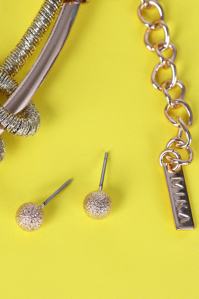 Intertwined Metallic Wire Collar Necklace